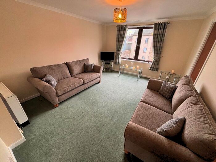 2 Bedroom Flat To Rent In Back Hilton Road, Aberdeen, AB25