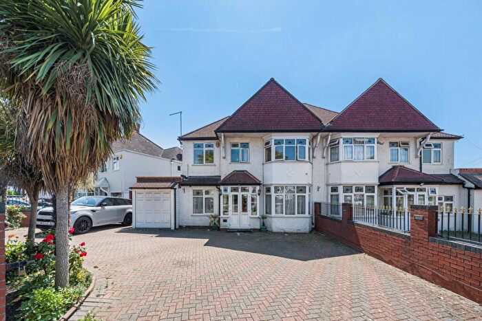 6 Bedroom House For Sale In Chamberlayne Road, Kensal Rise, NW10
