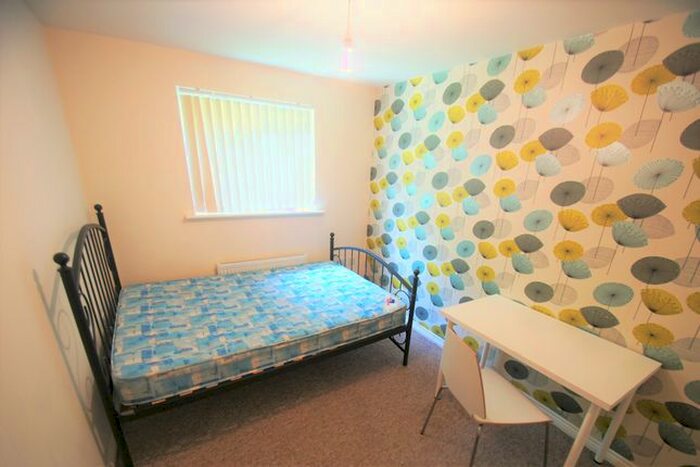 2 Bedroom Flat To Rent In Signet Square, Coventry, CV2