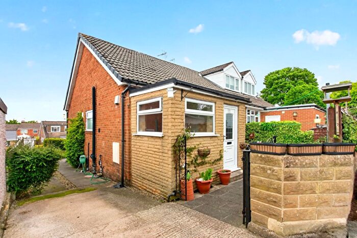 2 Bedroom Semi Detached Bungalow For Sale In Hall Lane, Harrogate, HG1