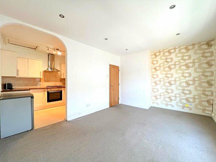 1 Bedroom Flat To Rent In Nightingale Road, Southsea, Hampshire, PO5