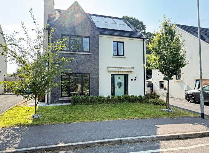 4 Bedroom Detached House For Sale In Hillcrest Green, Newry, BT35