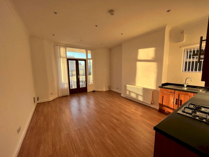 1 Bedroom Flat To Rent In Derwent Road West, Old Swan, Liverpool, L13