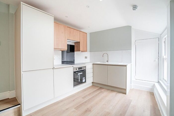 1 Bedroom Flat For Sale In Walmgate, York, YO1