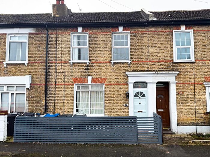 2 Bedroom Terraced House For Sale In Neville Road, Croydon, CR0