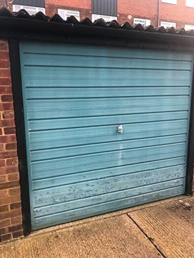 Garage / Parking To Rent In Mulgrave Road, SM2