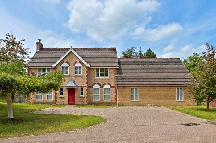 4 Bedroom Detached House For Sale In Colegrove Down, Oxford, Oxfordshire, OX2