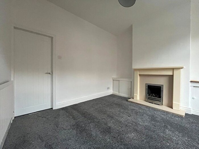 2 Bedroom Property To Rent In Huntley Avenue, Blackpool, Lancashire, FY3