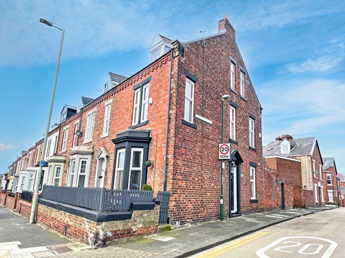 3 Bedroom Terraced House For Sale In St. Michaels Avenue North, South Shields, NE33