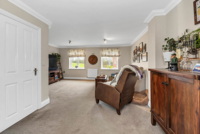 4 Bedroom Town House To Rent In East Close, Bury St Edmunds, IP33