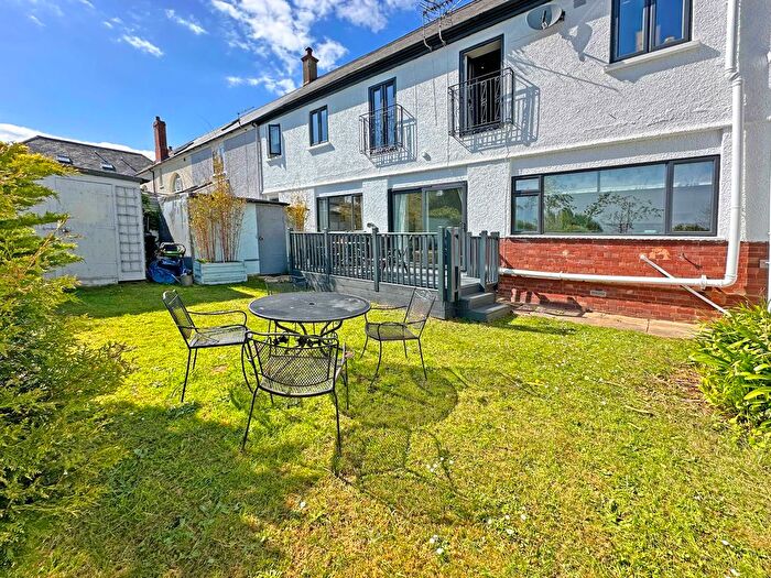 3 Bedroom Flat For Sale In Church Stile, Exminster, EX6