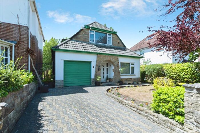 3 Bedroom Detached House For Sale In Cheriton Avenue, Bournemouth, Dorset, BH7