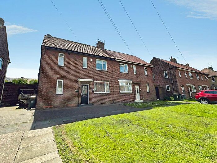 4 Bedroom Semi-Detached House For Sale In Roker Avenue Whitley Bay, NE25