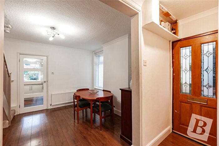 3 Bedroom End Of Terrace House For Sale In Cloverly Road, Ongar, Essex, CM5