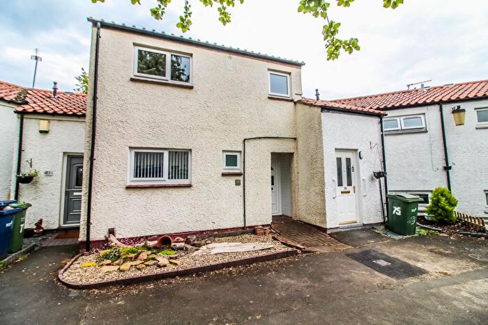 3 Bedroom Terraced House For Sale In Newriggs, Washington, NE38