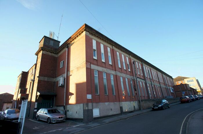 1 Bedroom Flat To Rent In Wellington Street, Ripley, DE5