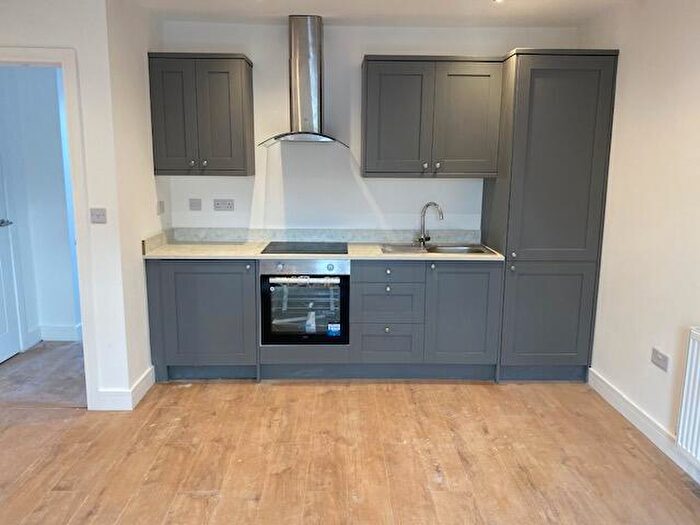 1 Bedroom Apartment To Rent In Claude Road, Cardiff, CF24