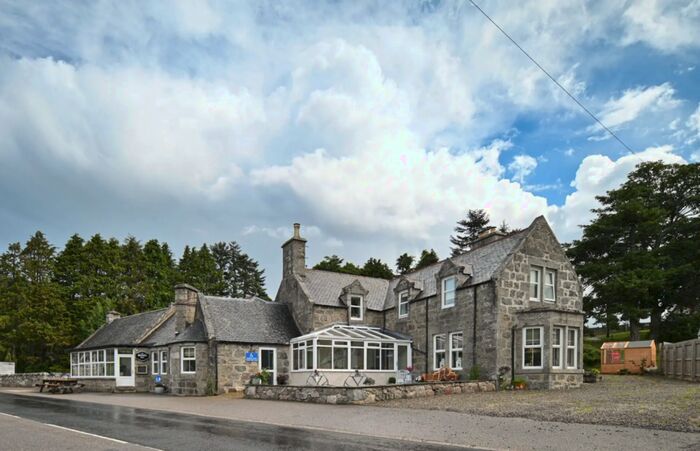 Property For Sale In The Pittentrail Inn, Rogart, IV28