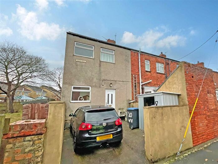 3 Bedroom End Terrace House For Sale In West View, Hunwick, Crook, DL15