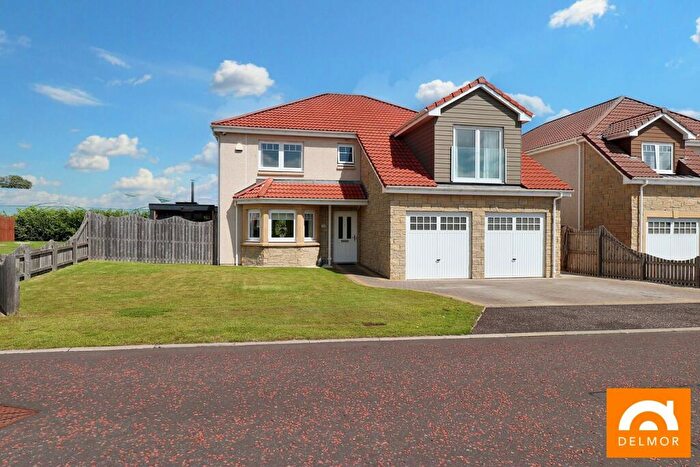 5 Bedroom Detached House For Sale In Law View, Leven, Fife, KY8