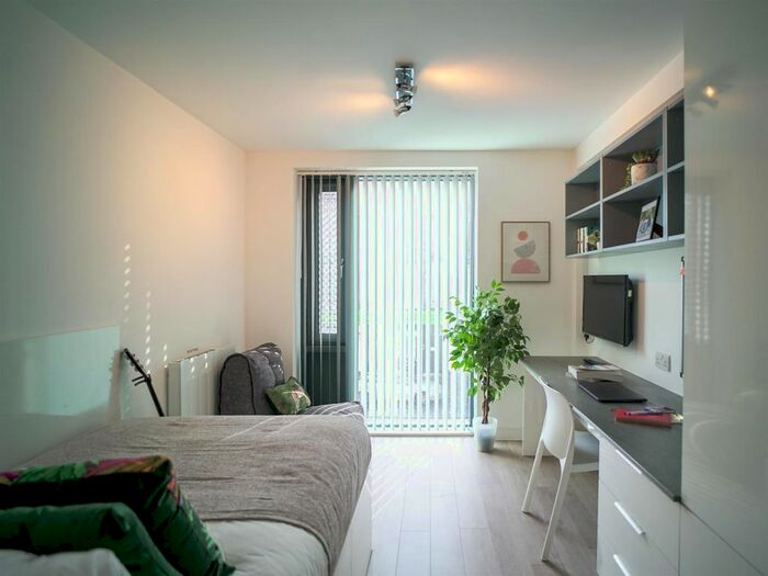 Studio To Rent In Bristol Road, Selly Oak, Birmingham, B29