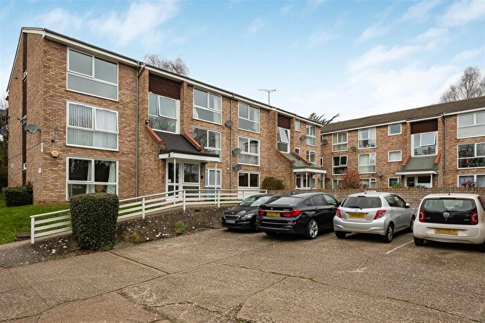 1 Bedroom Flat For Sale In Southcote Road, Reading, RG30