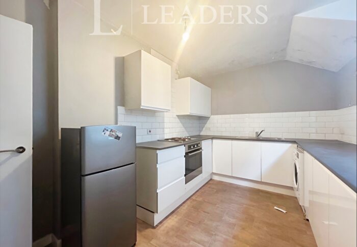 2 Bedroom Apartment To Rent In London Road, PO21