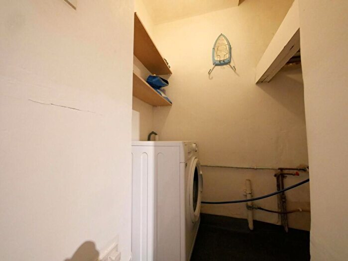 1 Bedroom Flat To Rent In Madeira Place, Leith, Edinburgh, EH6