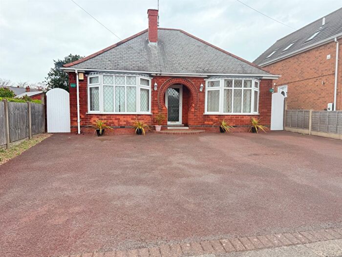 2 Bedroom Detached Bungalow For Sale In West Avenue, Ripley, DE5