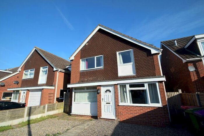 5 Bedroom Detached House To Rent In High Meadows, Newport, TF10