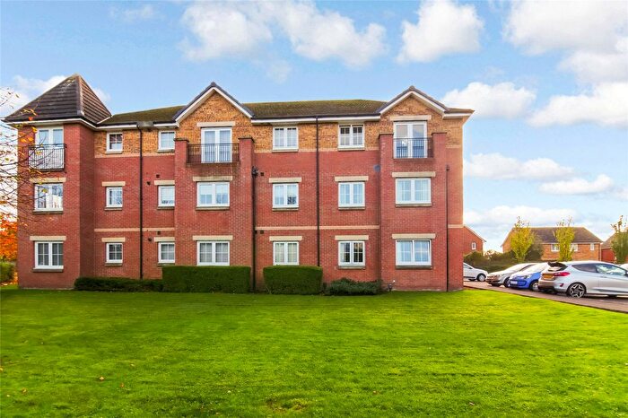 2 Bedroom Flat For Sale In Porterfield Road, Renfrew, PA4