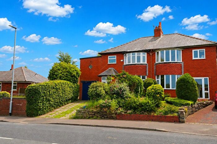 4 Bedroom Semi-Detached House For Sale In Walshaw Road, Bury, BL8