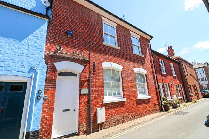 1 Bedroom Terraced House For Sale In King Street, Aldeburgh, IP15
