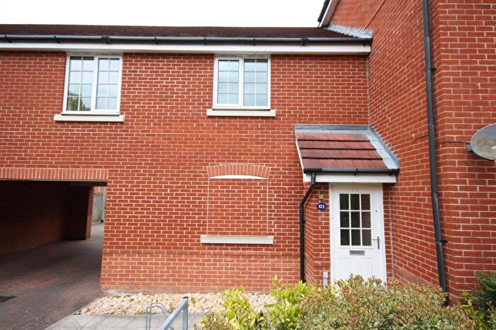 2 Bedroom Coach House To Rent In Thyme Avenue, Whiteley, PO15