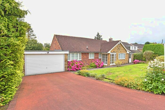 3 Bedroom Detached Bungalow To Rent In Rossett Beck, Harrogate, HG2
