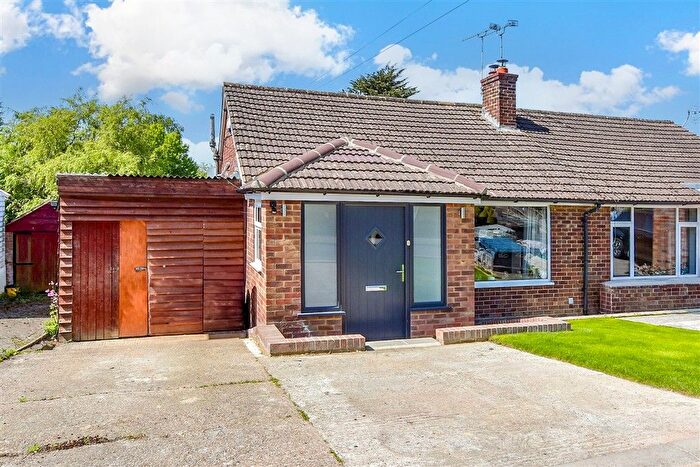 2 Bedroom Semi Detached Bungalow For Sale In Wayside Avenue, Tenterden, Kent, TN30