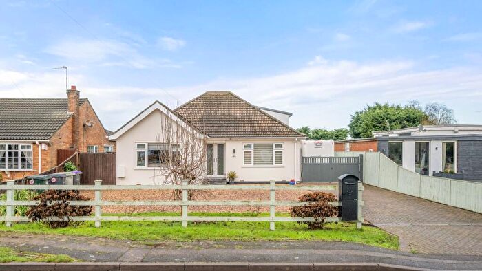2 Bedroom Detached Bungalow For Sale In Everingtons Lane, Skegness, PE25