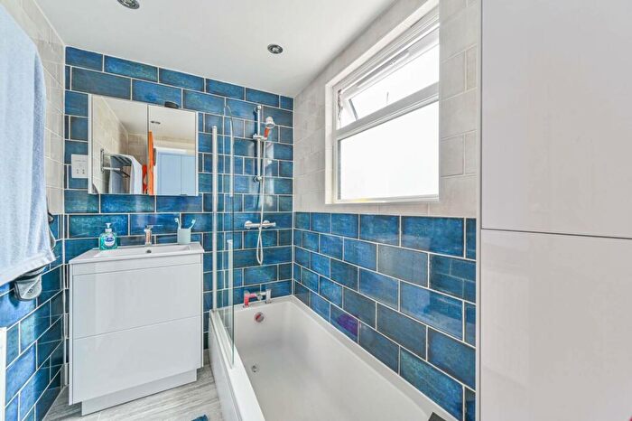 2 Bedroom End Of Terrace House To Rent In Rangefield Road, Bromley, BR1