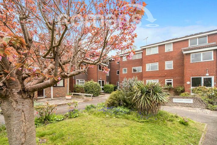 1 Bedroom Flat To Rent In Claydon Court, Caversham, Reading, RG4