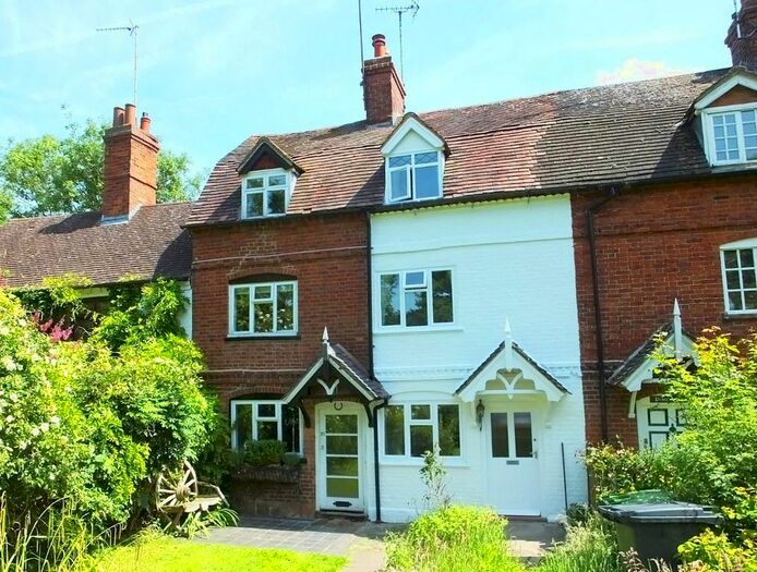 2 Bedroom Cottage To Rent In Bridge Street, Kenilworth CV8