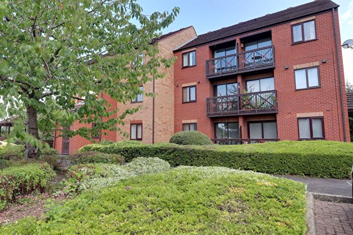 1 Bedroom Flat To Rent In Peter James Court, Stafford, ST16