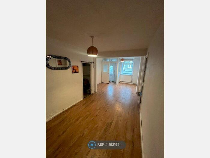 2 Bedroom Terraced House To Rent In Van Road, Caerphilly, CF83