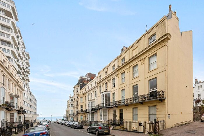 2 Bedroom Flat For Sale In Cavendish Place, Brighton, BN1