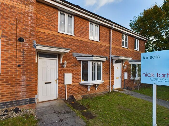 3 Bedroom Terraced House For Sale In Finchale Avenue, Priorslee, Telford, Shropshire., TF2