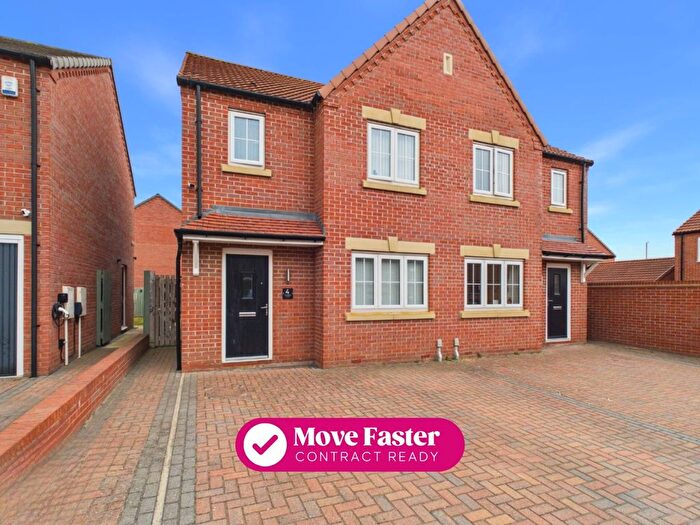 3 Bedroom Semi-Detached House For Sale In Berriman Drive, Driffield, YO25