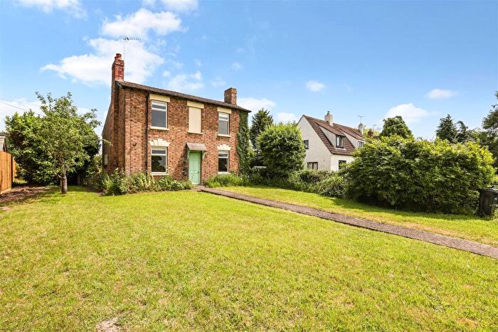 4 Bedroom Detached House For Sale In Longney, Gloucester, GL2