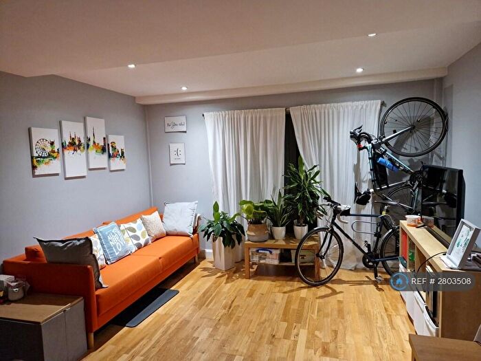 1 Bedroom Flat To Rent In Kings Quarter Apartments, Bristol, BS2
