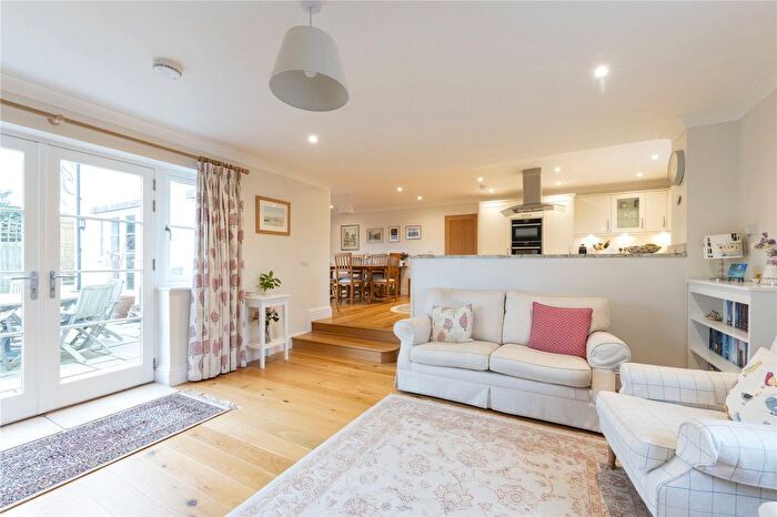 5 Bedroom Detached House For Sale In School Road, Kingsdon, Somerton, TA11