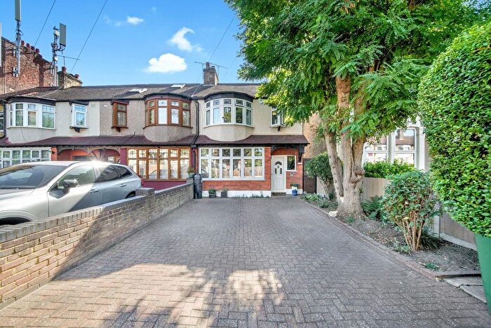 3 Bedroom Property For Sale In Bulwer Road, London, E11
