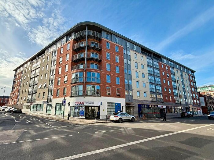 2 Bedroom Apartment To Rent In The Quartz, Hall Street, Jewellery Quarter, Birmingham, B18